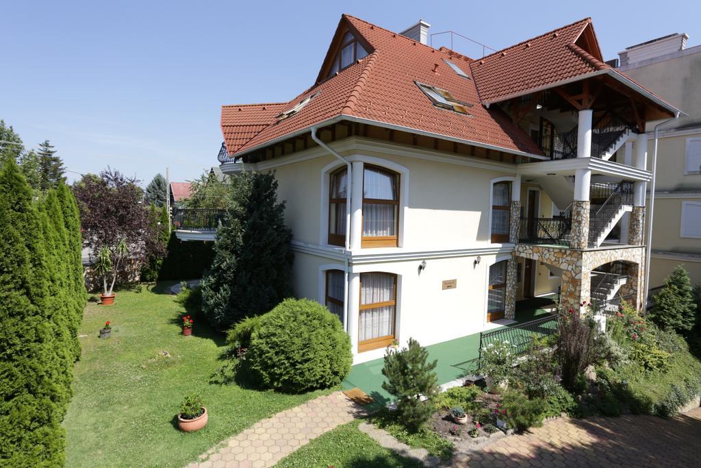 Apartament Club Unicum Héviz Zewnętrze zdjęcie